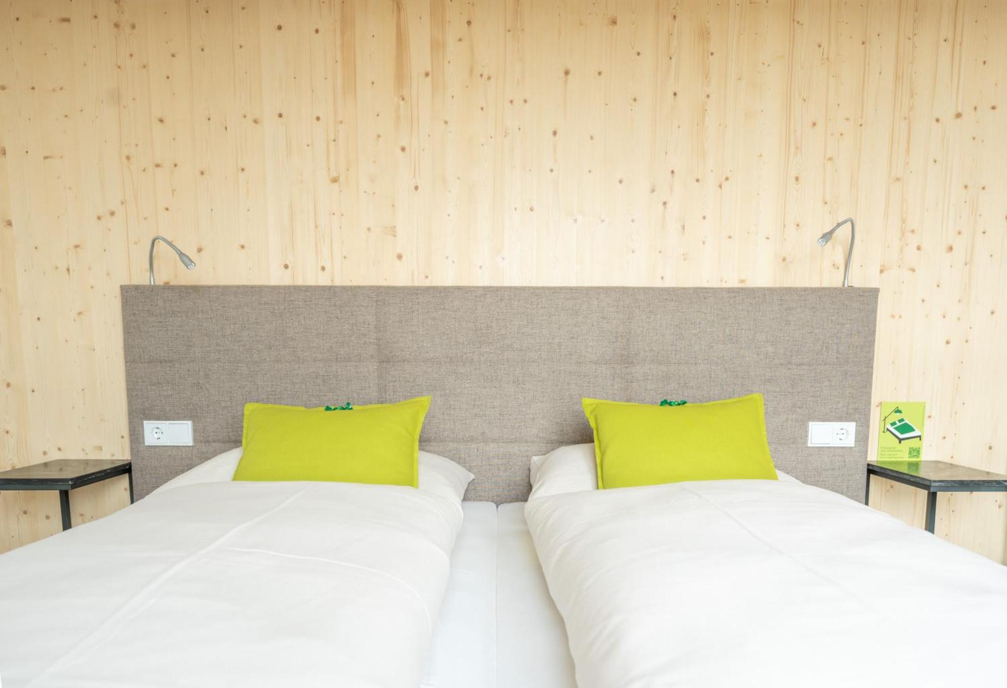 Eee Hotel Eberstalzell מראה חיצוני תמונה